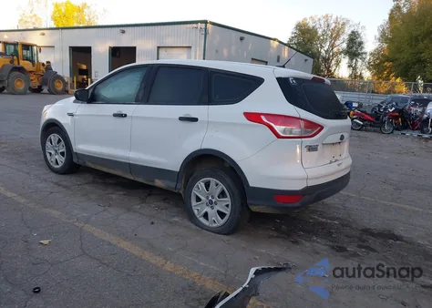 2015 Ford Escape S из США, поврежденный, VIN 1FMCU0F79FUC80522